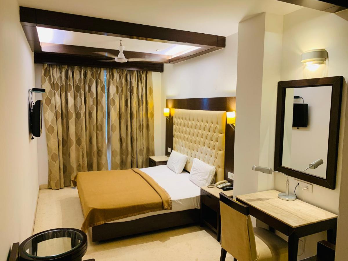 Metropolis Tourist Home Paharganj Neu-Delhi Exterior foto