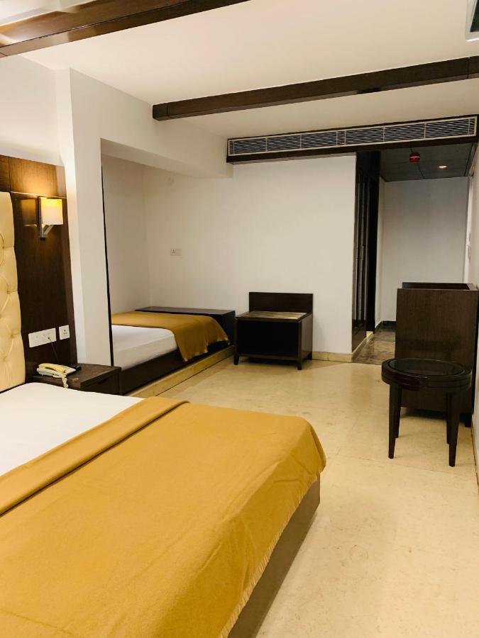 Metropolis Tourist Home Paharganj Neu-Delhi Exterior foto