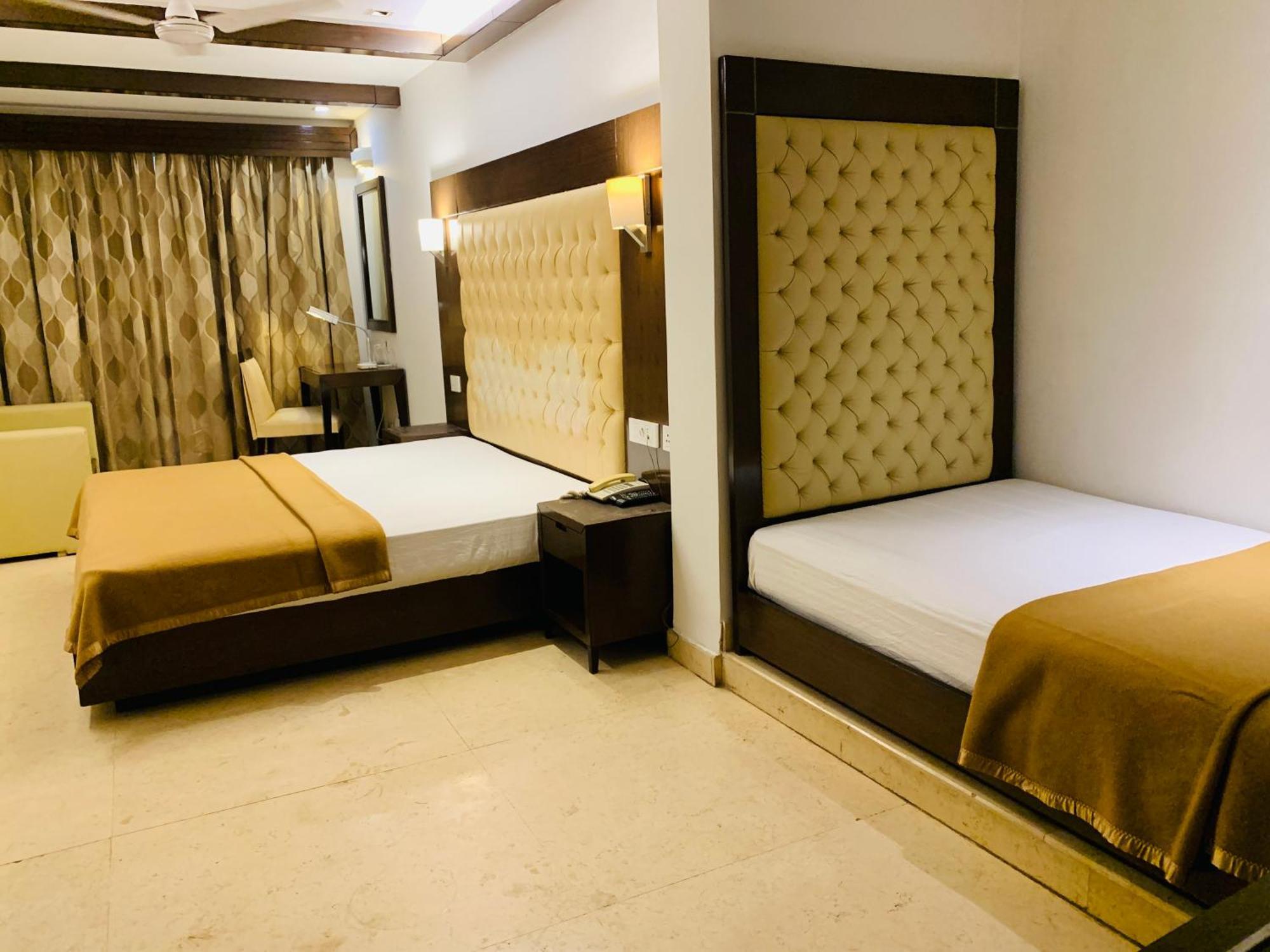 Metropolis Tourist Home Paharganj Neu-Delhi Exterior foto