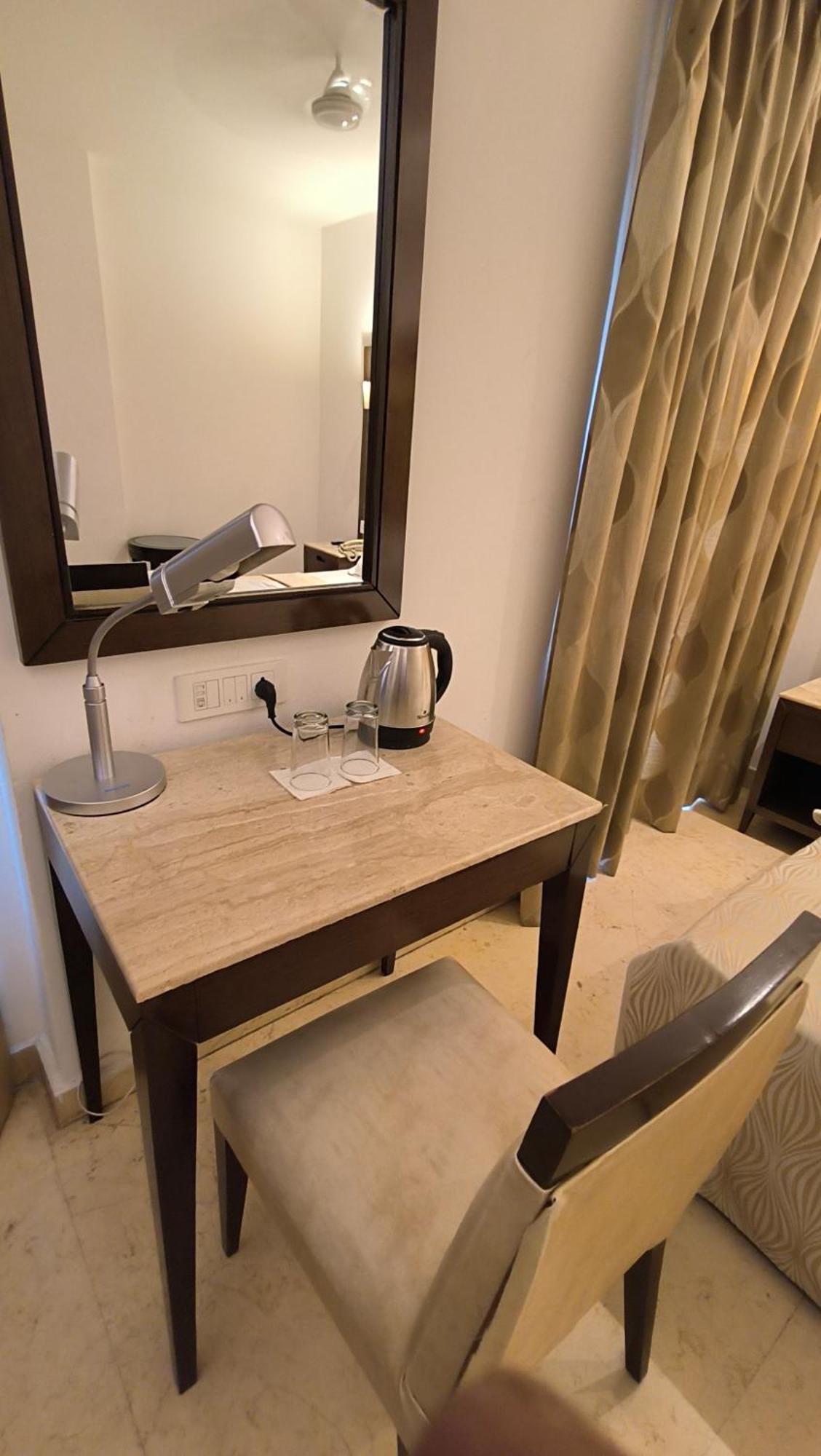 Metropolis Tourist Home Paharganj Neu-Delhi Exterior foto