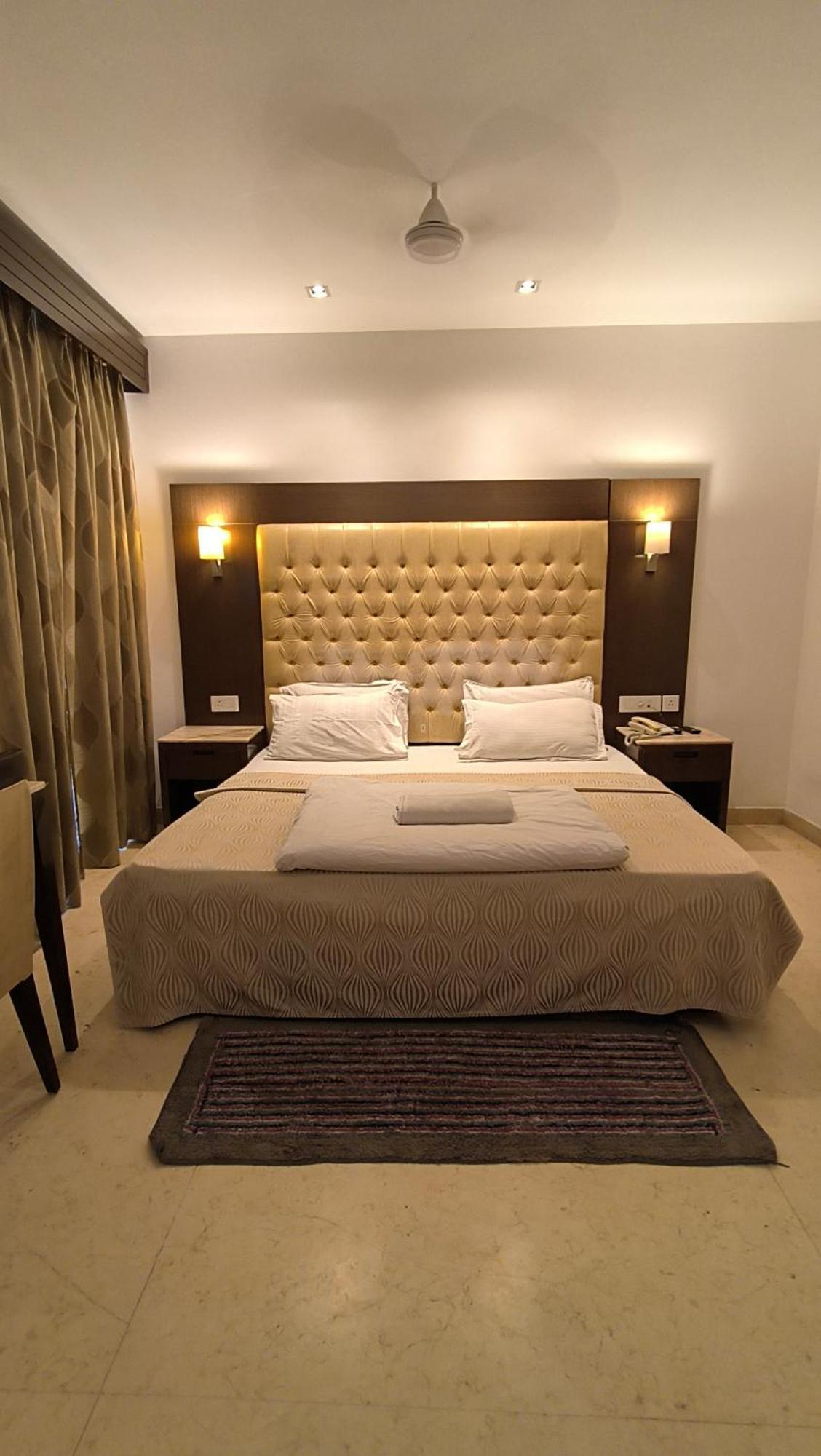 Metropolis Tourist Home Paharganj Neu-Delhi Exterior foto