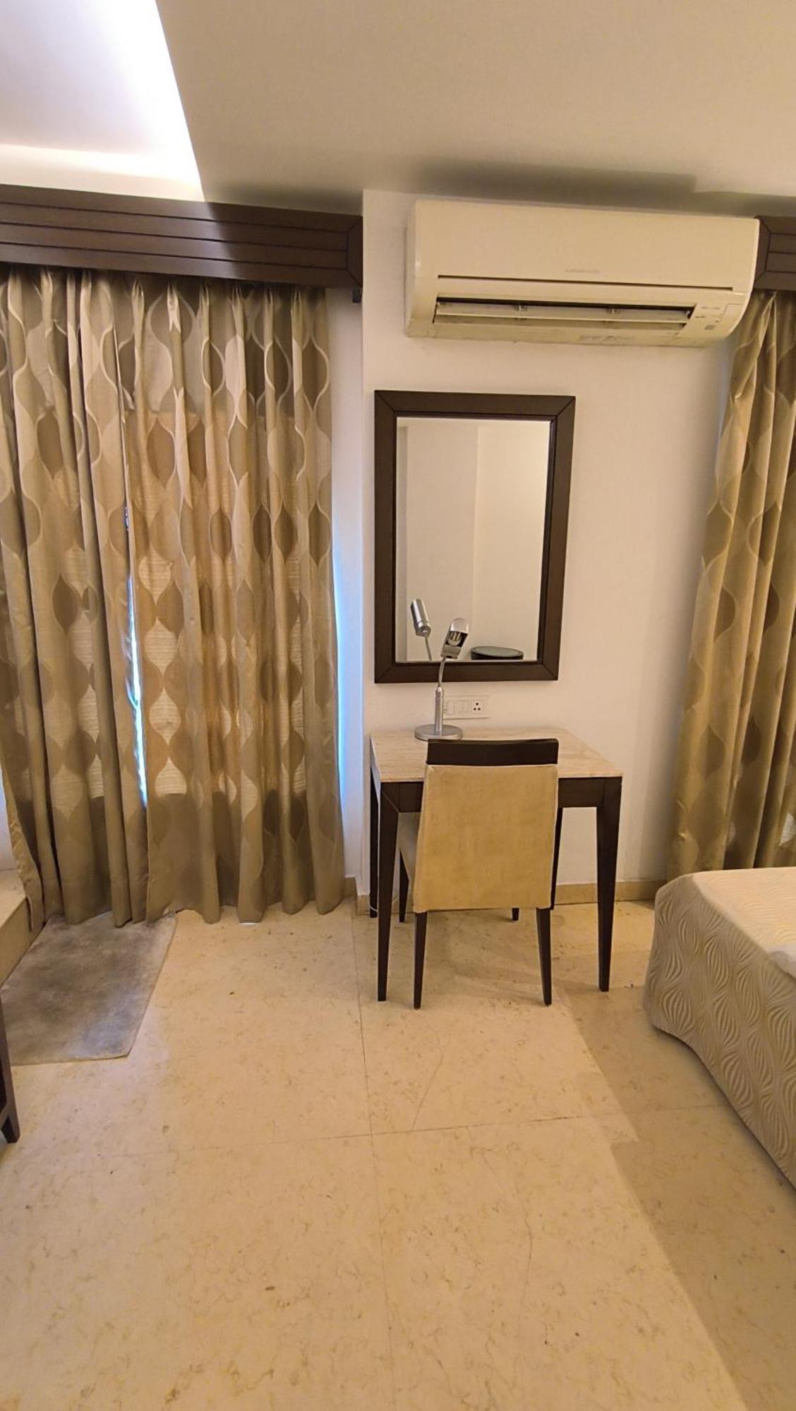 Metropolis Tourist Home Paharganj Neu-Delhi Exterior foto